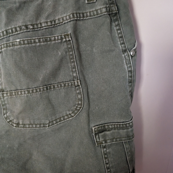 Vintage RIVETED BY LEE Cargo Shorts Size 18 M Olive Green 90 - Picture 6 of 8